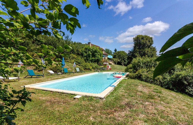 Holiday Home 'Maison De Campagne' with Private Pool, Private Terrace and Wi-Fi