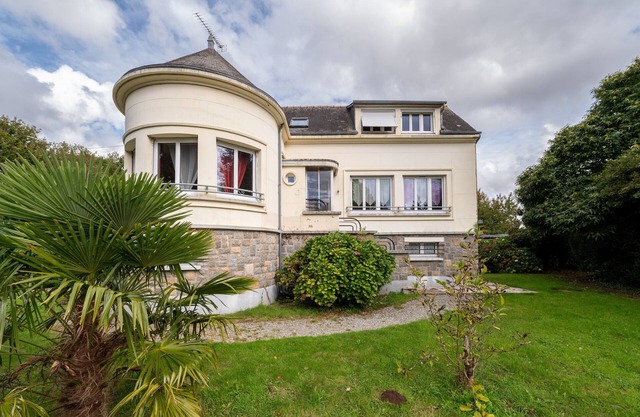 Holiday Home 'Maison Dans Le Morbihan' with Private Garden