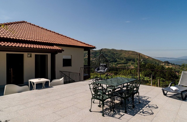 Holiday Home 'Mourelo' with Mountain View, Private Garden and Wi-Fi