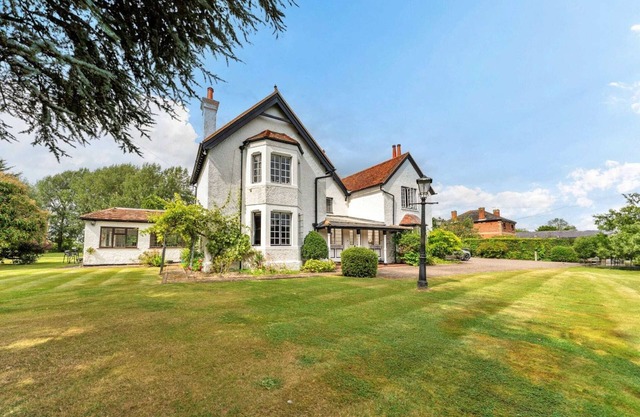 Holiday Home near Beaches & Cafes, UK