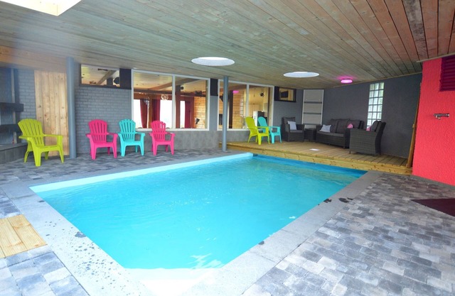 Holiday Home near Liège with Pool