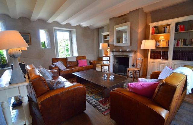 Holiday Home Onhaye with Wellness & Forests