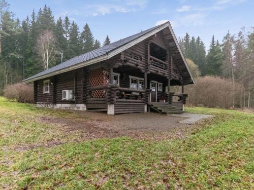 Holiday Home Oravanpesä by Interhome
