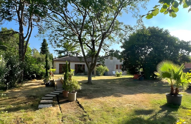 Holiday Home Rive Gauche near Bergerac