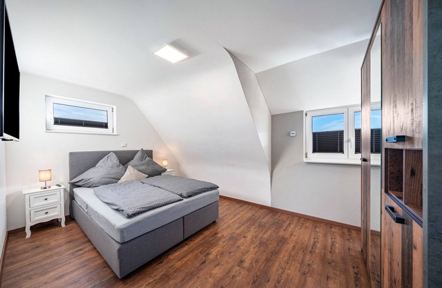 Holiday Home 'Schorsch's Ferienhaus' with Private Terrace, Private Garden and Wi-Fi