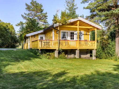 Holiday Home Synnøve by Interhome