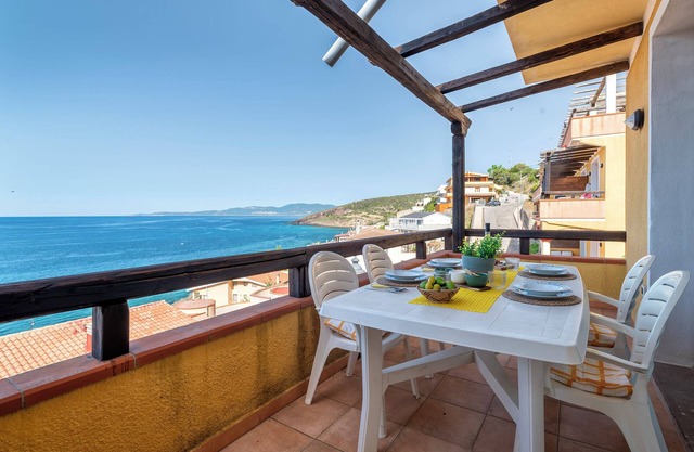 Holiday Home 'The Terrace Above The Sea' with Sea View, Private Terrace and Air Conditioning