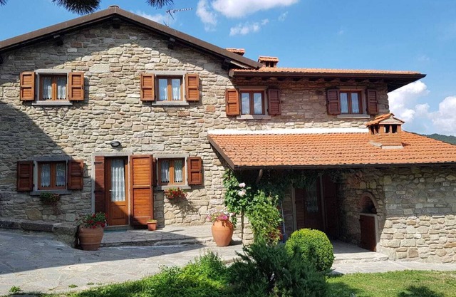 Holiday House La Sala Vecchia immersed in the Foreste Casentinesi National Park