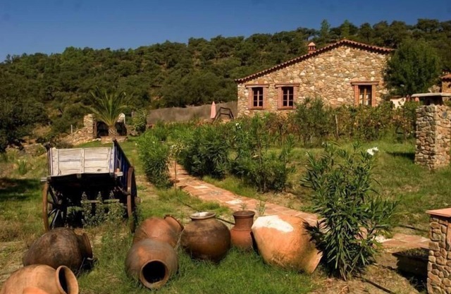 Holiday house Alajar for 1 - 4 persons with 2 bedrooms - Farmhouse