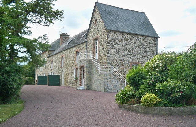 Holiday house Crasville for 1 - 5 persons with 3 bedrooms - Row house
