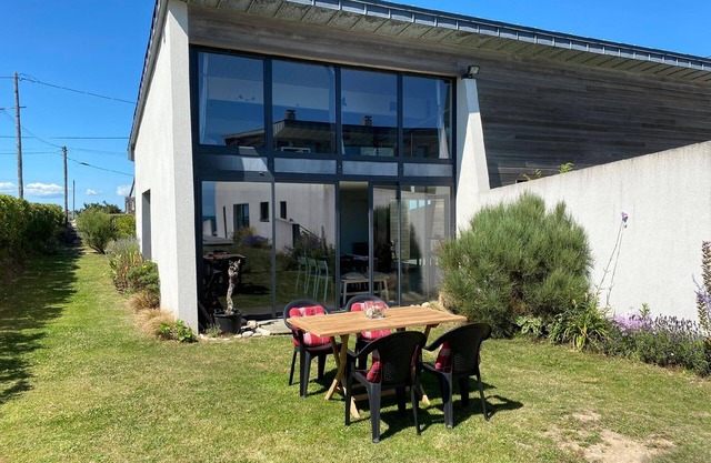 Holiday house Fermanville for 1 - 6 persons with 2 bedrooms - Holiday house