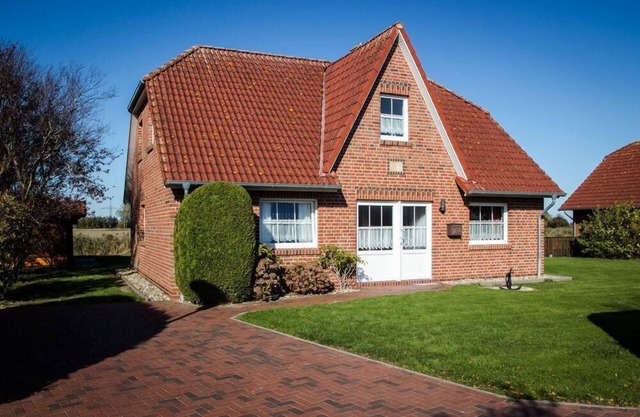 Holiday house Grimersum for 1 - 8 persons with 4 bedrooms - Holiday house