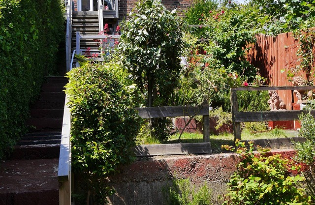 Holiday house in Hastings with veranda and garden, about 15 min walk to the beach