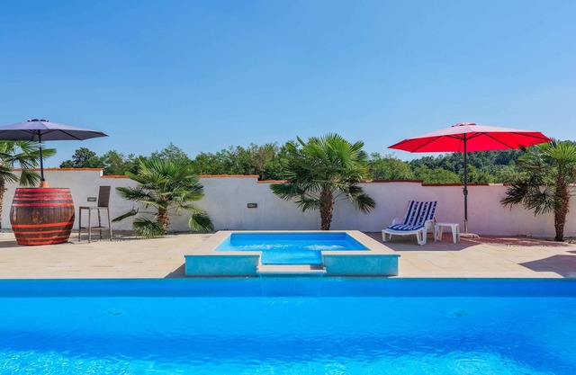 Holiday house in Istria with pool and hydromassage