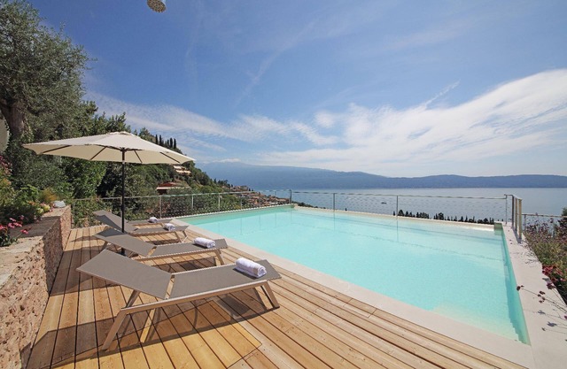 Holiday house Toscolano-Maderno for 1 - 11 persons with 4 bedrooms - Holiday home