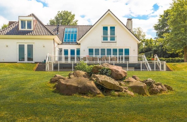 Holiday house Mechelen for 1 - 18 persons with 7 bedrooms - Luxury holiday home