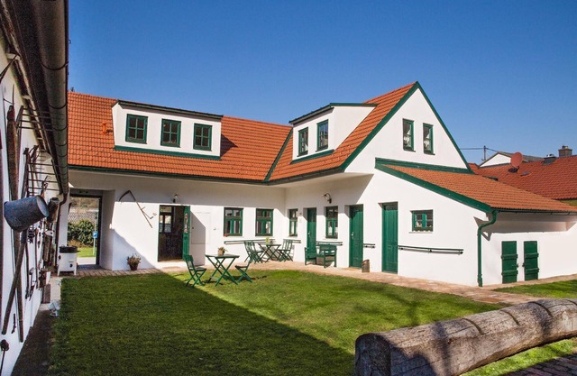 Holiday house Stillfried for 1 - 11 persons with 5 bedrooms - Holiday home