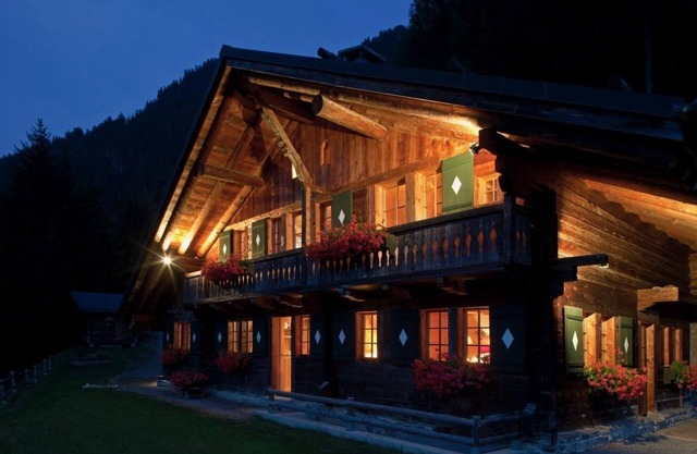 Holiday house Val-d'Illiez for 1 - 7 persons with 3 bedrooms - Detached holiday house