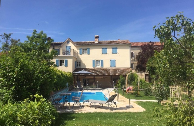 Holiday house Vižinada for 1 - 10 persons with 4 bedrooms - Farmhouse