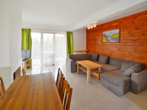 Holiday house with private garden, Sarbinowo