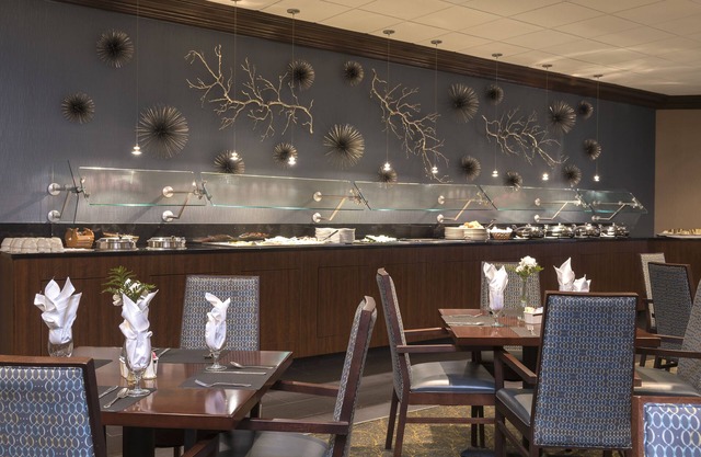 Holiday Inn Cleveland-S Independence by IHG