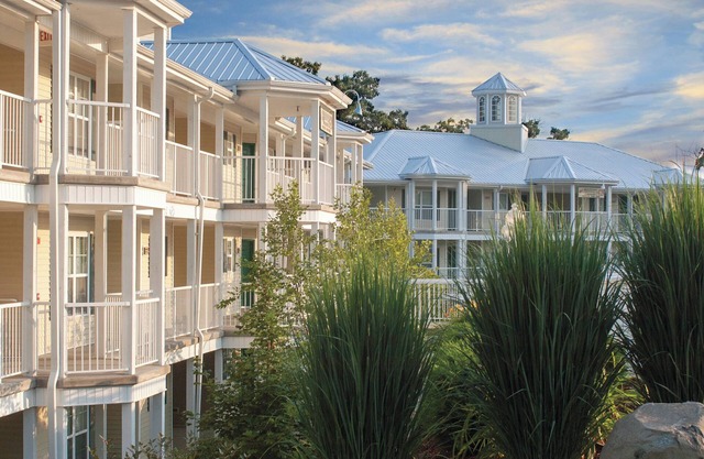 Holiday Inn Club Vacations Fox River Resort at Sheridan by IHG