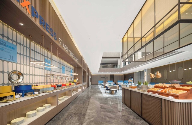 Holiday Inn Express Hai'an Railway Station by IHG