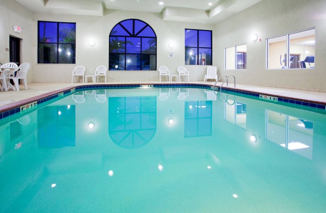 Holiday Inn Express Hotel & Suites Rocky Mount by IHG