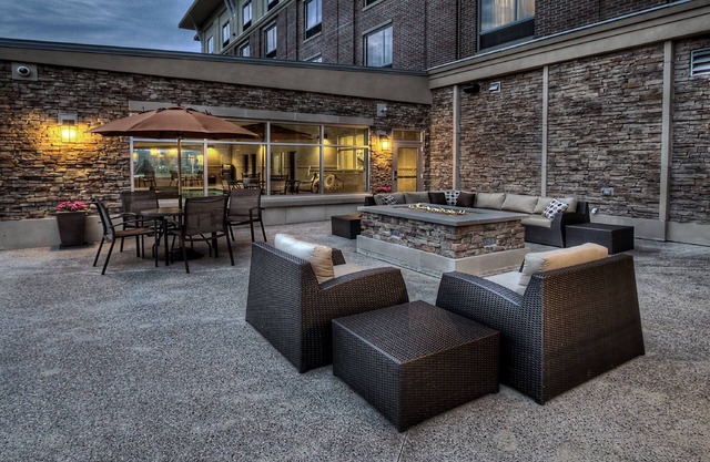 Holiday Inn Express & Suites Pittsburgh SW - Southpointe by IHG