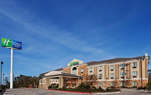 Holiday Inn Express & Suites Cleveland by IHG