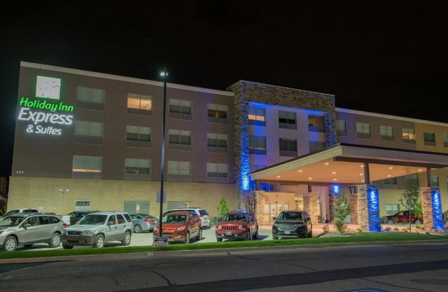 Holiday Inn Express & Suites Dayton North - Vandalia by IHG