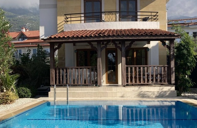 Holiday villa with private pool