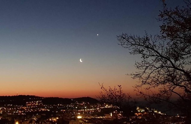 Holiday with unforgettable views of the city sea and mountains