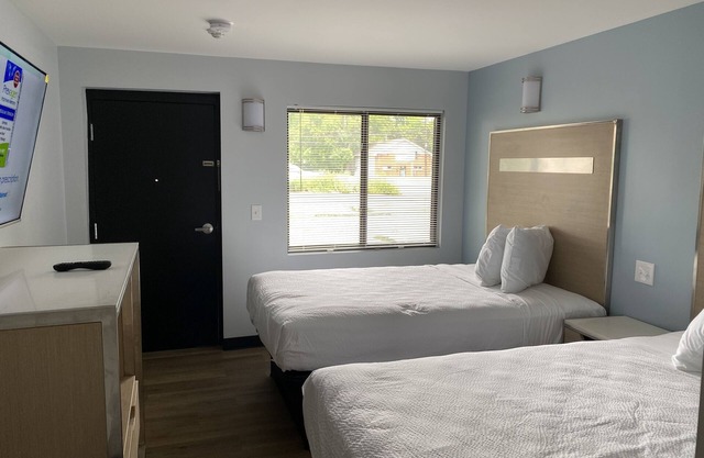 Holly Hill Motel