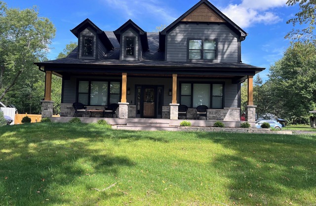 Home across the street from Lake Beulah in East Troy, WI. Boat rental available