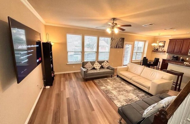 Home by DFW Airport/DT LasColinas