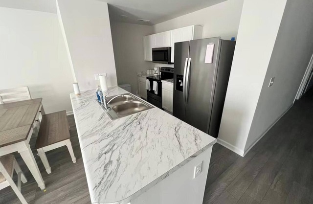 Home featuring 3 Rooms 1 Bath Sleeps 6 Guest