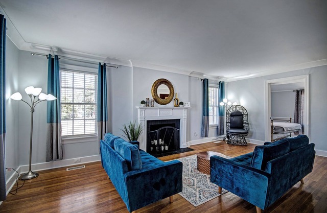 Home in the Heart of Fondren Near Everything