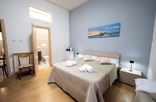 HOME Joséphine, a stone's throw from the Palace, Garden,parking,Kitchen,