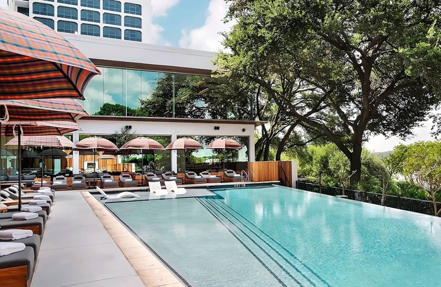 Home-like Accommodations! Lake View, Pet-friendly Property w/Outdoor Pool