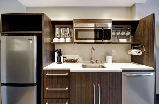 Home2 Suites by Hilton Los Angeles Montebello