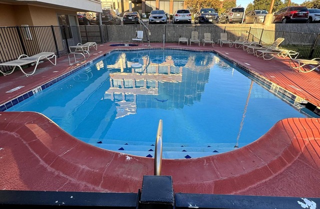 HomeGate Studios & Suites San Antonio Fiesta Park