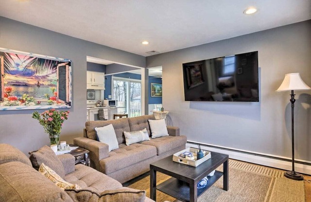 Homelike, peaceful and centrally- home located in the hamlet of Rocky Point NY