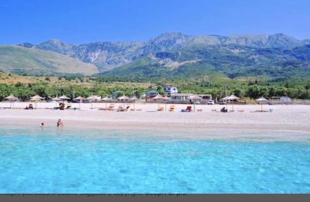 Homerez - 70 m away from the beach! Beautiful appartement for 8 ppl. at Shëngjin