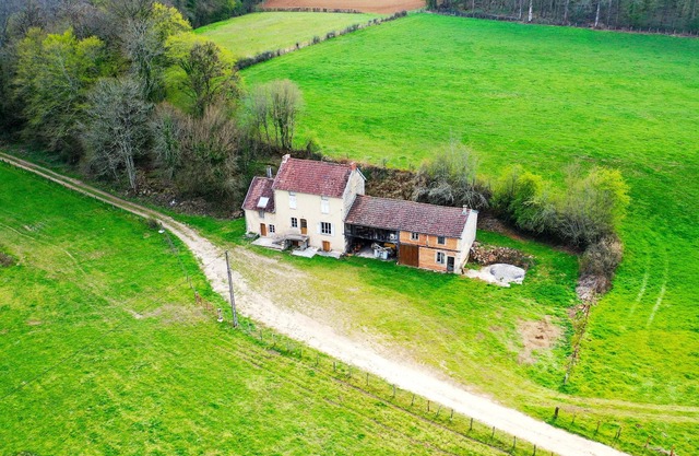 Homerez - Amazing house for 7 ppl. at Brémur-et-Vaurois
