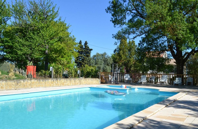 Homerez - Amazing villa for 12 ppl. with shared pool and balcony at Laurac