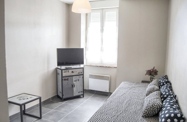Homerez - Apt in Carcassonne, Parking Inc.