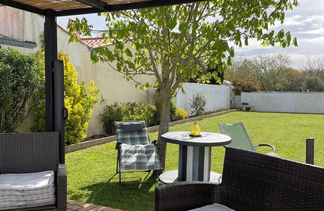 Homerez - Comfort House with Garden in Saint-Pierre