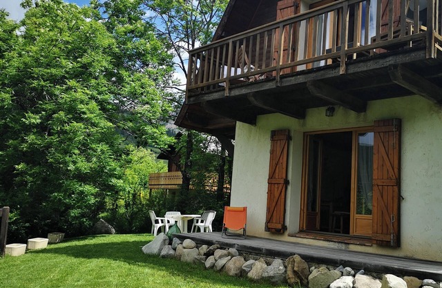 Homerez - Charming Chalet in Allos with View