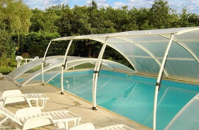 Homerez - Charming house in Sarrazac with private pool